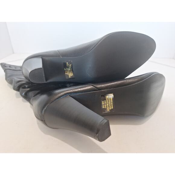 Newport News Black Leather Slouch Heeled Boots Women’s 10B Pointed Toe - Picture 2 of 5